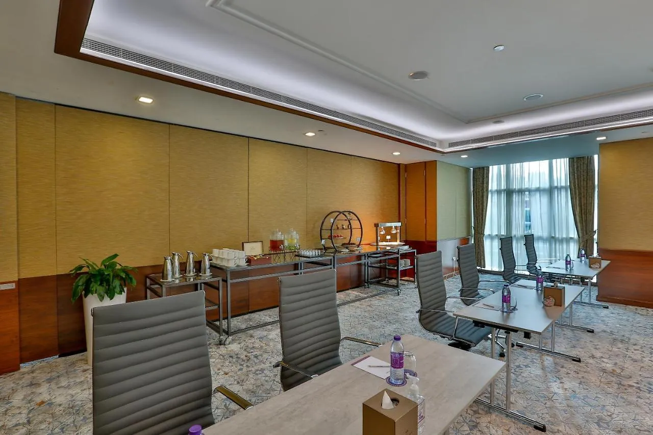 Park Regis Kris Kin Hotel Dubai